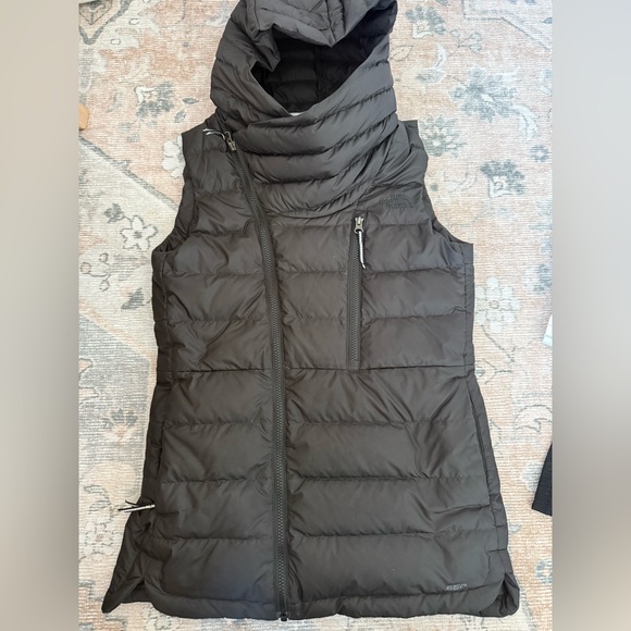 The North Face Jackets & Blazers - The North Face Women's down Puffer Vest